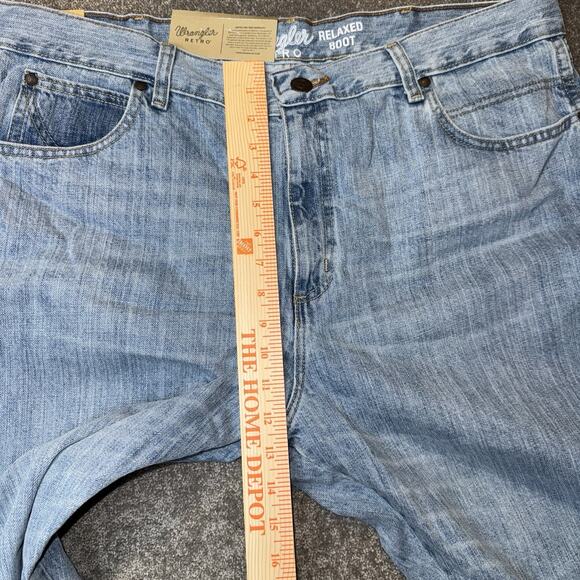 Wrangler Retro Relaxed Boot Jeans Mens 38x36 Light Wash Denim Western Fit Cowboy - Picture 7 of 14